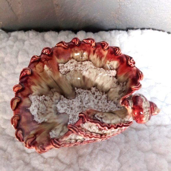 Beautiful shell dish by Italian Artist Ardalt Rio Dipinto